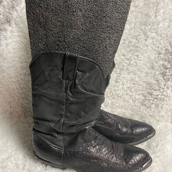 Code West men’s cowboy Boots leather Black &
snake skin print Size9.5 - Picture 2 of 13